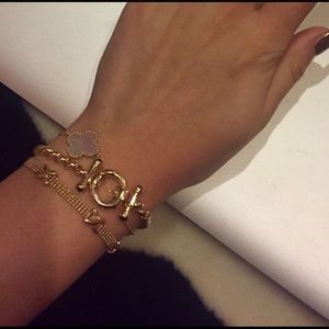 NEW!!  •••14k Yellow Gold X Bracelet••• 7in